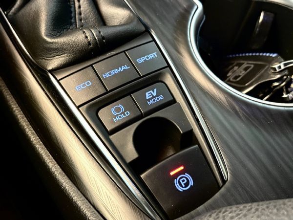 油電尊爵8.5代小改款 新車/大電池保固 照片4