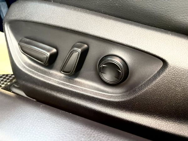 油電尊爵8.5代小改款 新車/大電池保固 照片5