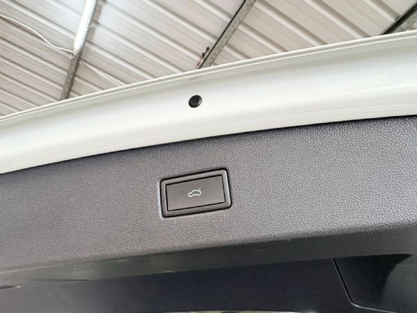 tiguan330僅跑4萬 加購原廠保固 照片3