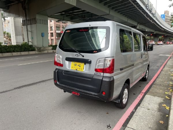 【保證實車實照實價】自排 僅駛6萬多公里 照片7