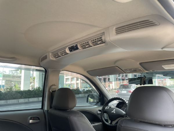 【保證實車實照實價】如有不實~整輛車送您 照片10