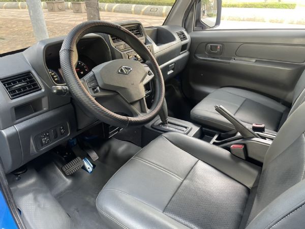 【保證實車實照實價】自排 僅駛7萬多公里 照片3