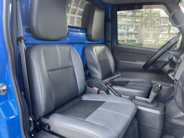 【保證實車實照實價】自排 僅駛7萬多公里 照片4