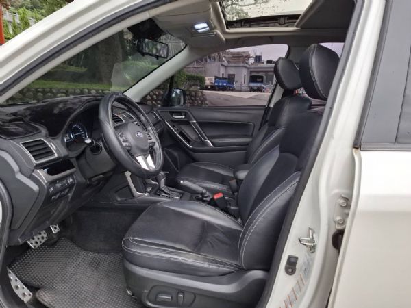 SUBARU FORESTER 2.0X 照片5