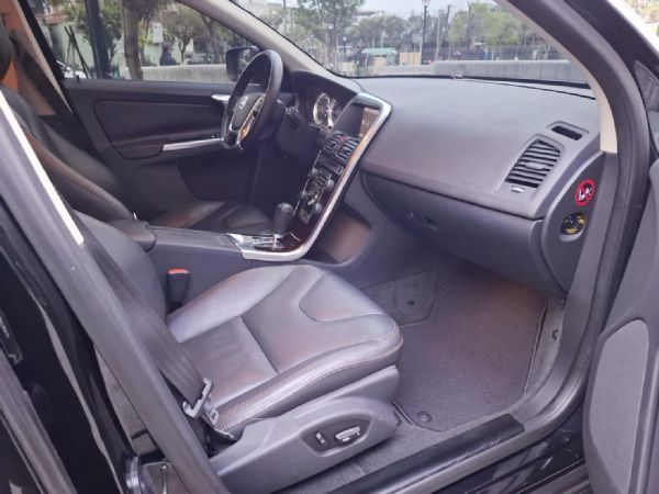  VOLVO XC60 T5 旗艦版 照片6