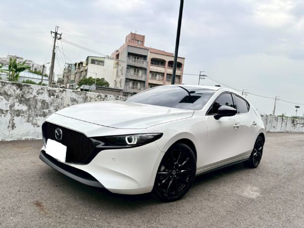 黑化特仕 僅跑1萬 原漆 保固到2029 照片1