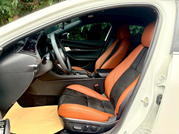 黑化特仕 僅跑1萬 原漆 保固到2029 照片3