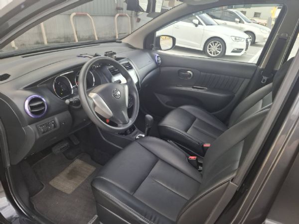  NISSAN LIVINA 豪華版 照片4