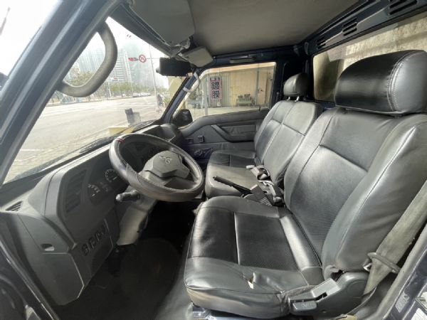 《鑫宏車業》得利卡 大改款3人座手排 照片7