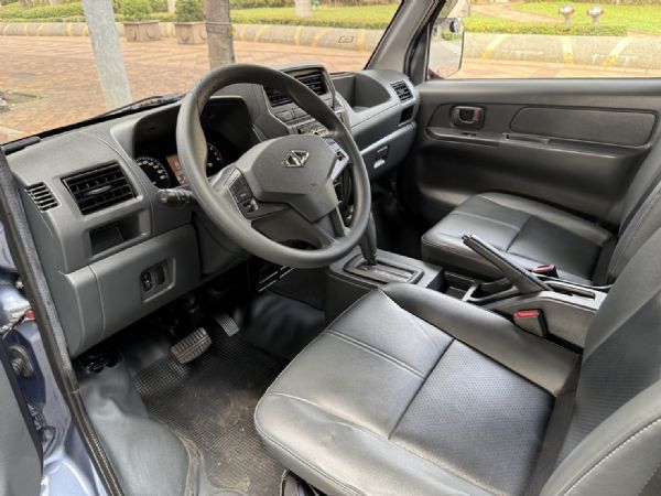 【保證實車實照實價】如有不實~整輛車送您 照片2