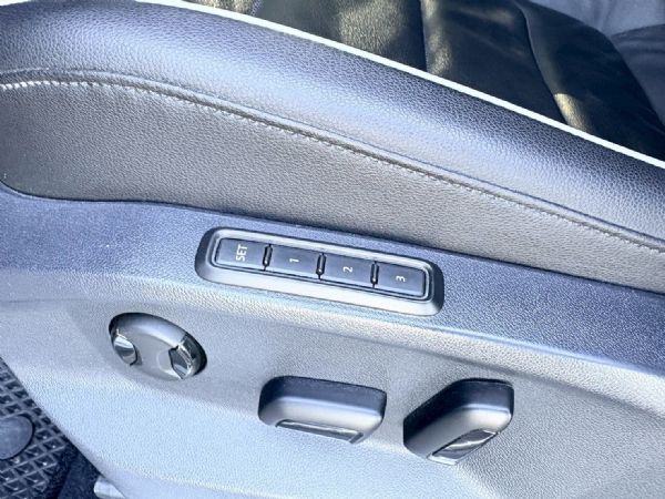 CL版 僅跑8.7萬 原廠保養 升級環景 照片5