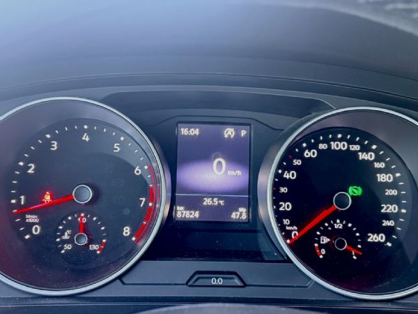 CL版 僅跑8.7萬 原廠保養 升級環景 照片10