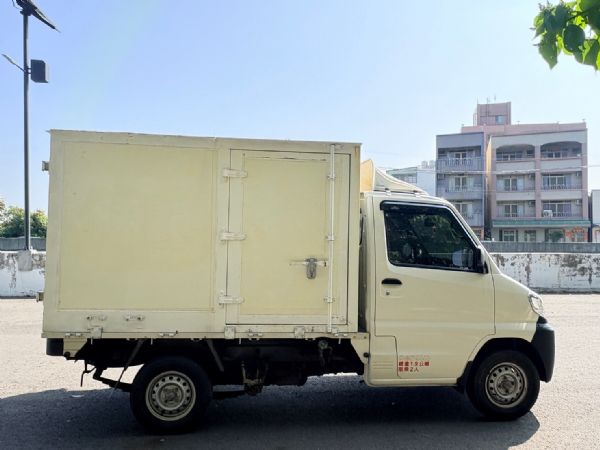 僅跑10萬 原廠保養 常溫廂體 可改貨斗 照片3