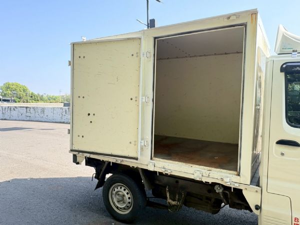 僅跑10萬 原廠保養 常溫廂體 可改貨斗 照片4