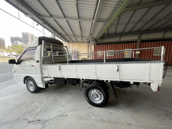 《鑫宏車業》五金職人好幫手- 手排貨車 照片6