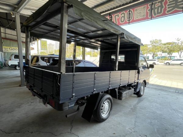 《鑫宏車業》得利卡 大改款3人座手排 照片3