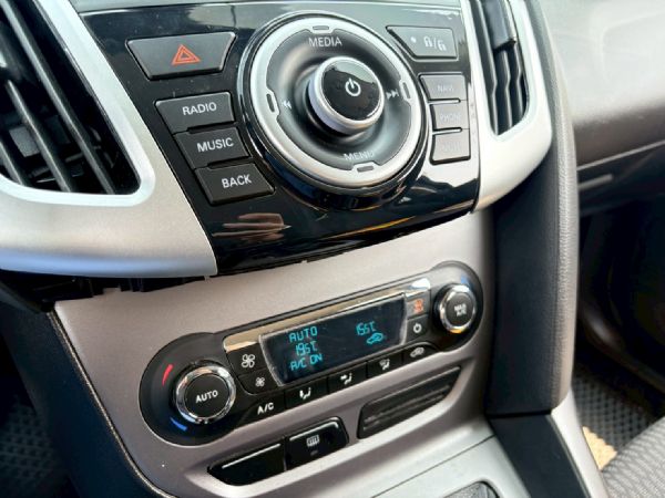 便宜代步車 升級安卓機 CarPlay  照片6