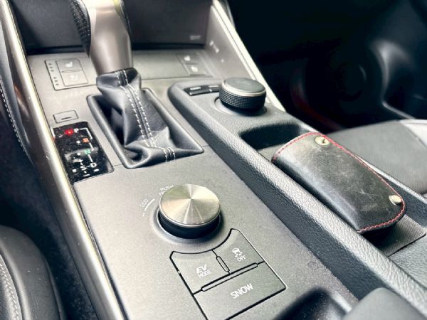 IS300H 市場少有F版 僅跑13萬  照片9