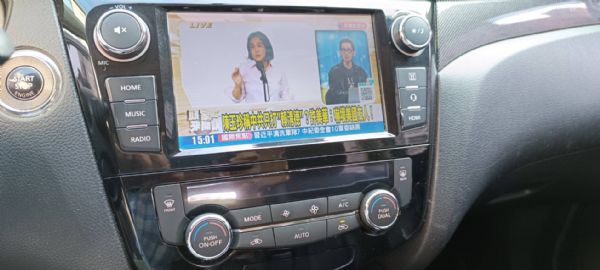 2017  Nissan X-Trail 照片8