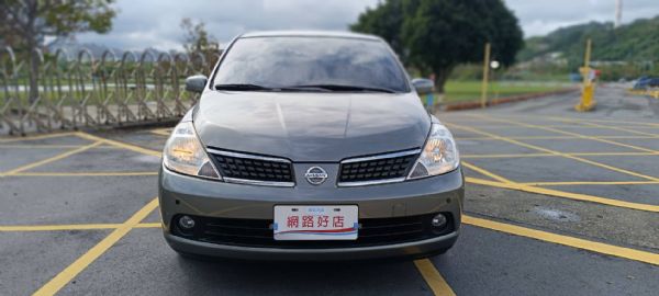 Nissan Tiida 5D 1.8  照片1