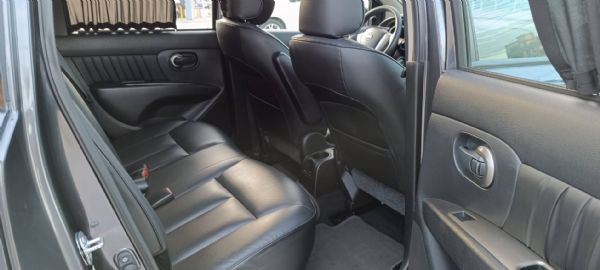 Nissan LIVINA 豪華版  照片6