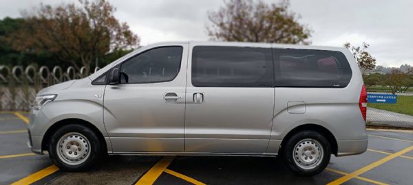 Hyundai Starex尊貴 照片2
