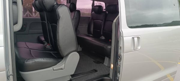 Hyundai Starex尊貴 照片6