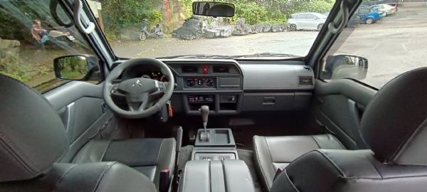 Mitsubishi Delica 照片4