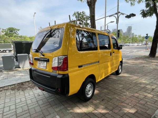《鑫宏車業》菱利A180 2人座手排廂型 照片2