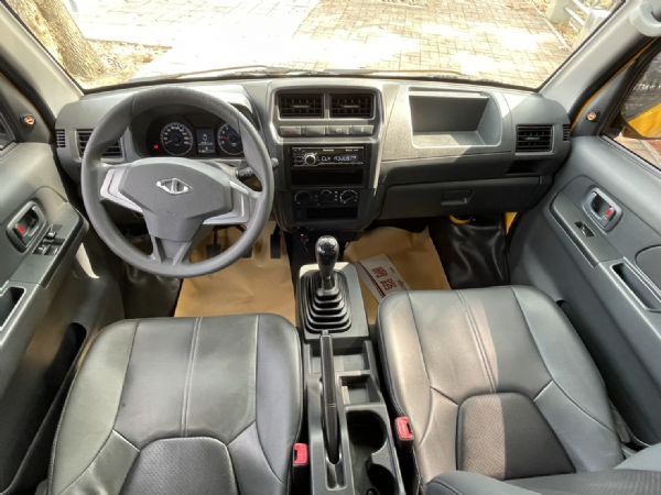 《鑫宏車業》菱利A180 2人座手排廂型 照片7