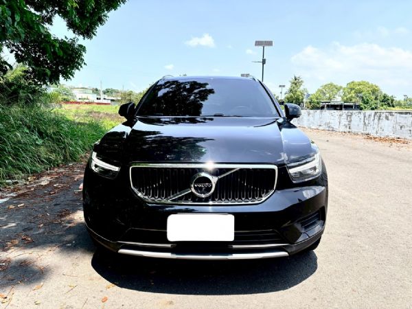 XC40 T3 僅跑3.9萬 原版件  照片1