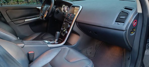 2012 VOLVO XC60 T5  照片6
